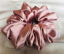 Load image into Gallery viewer, Scrunchies Satin